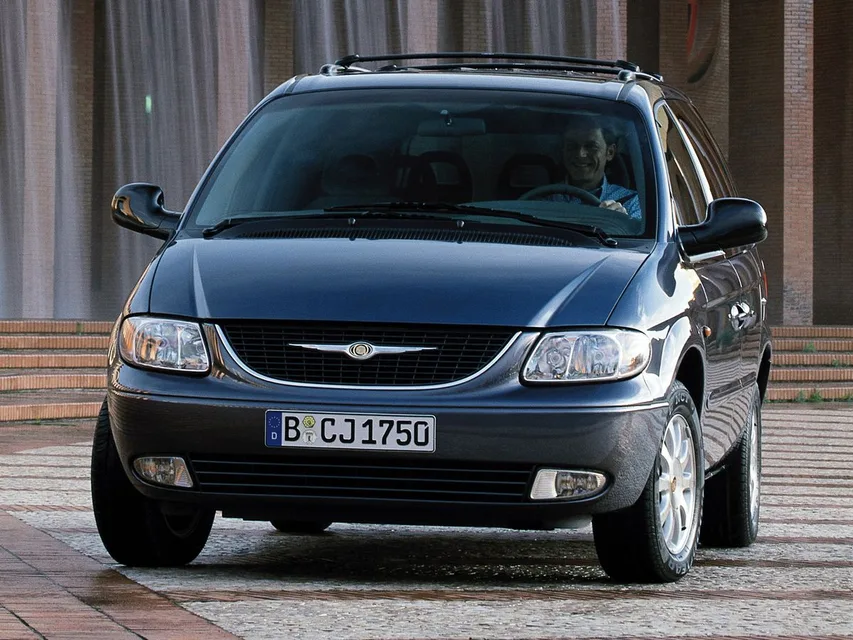 Chrysler Grand Voyager, generation photo