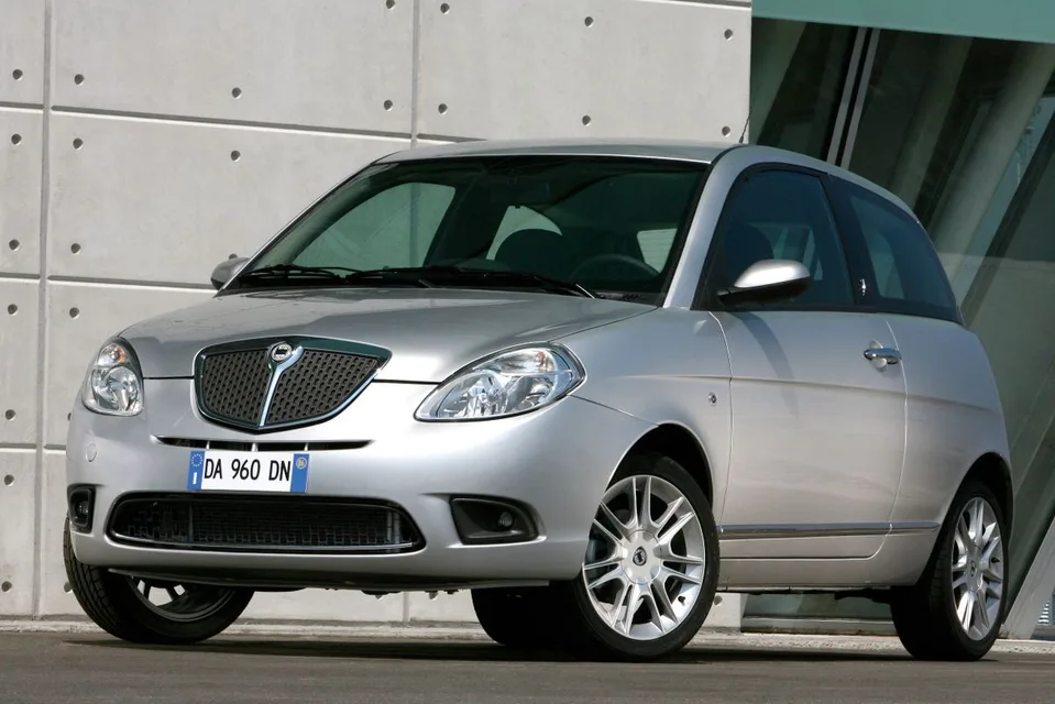 Ypsilon 2 generation, restyling