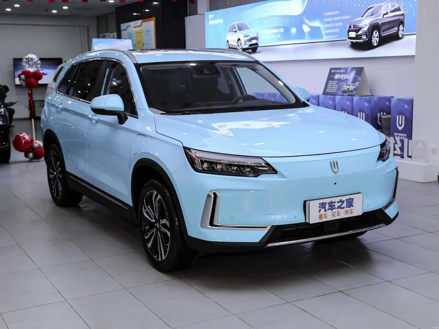 ET5 1 generation, restyling
