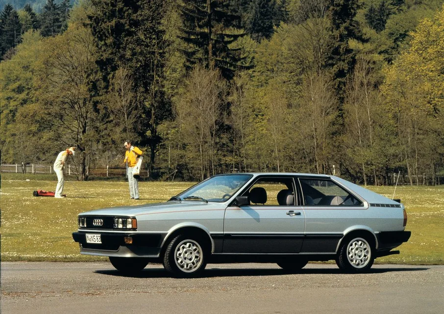 Coupe 1 generation