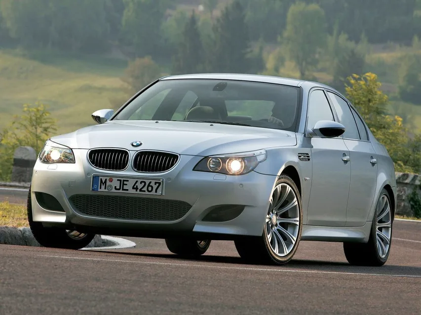 BMW M5, generation photo
