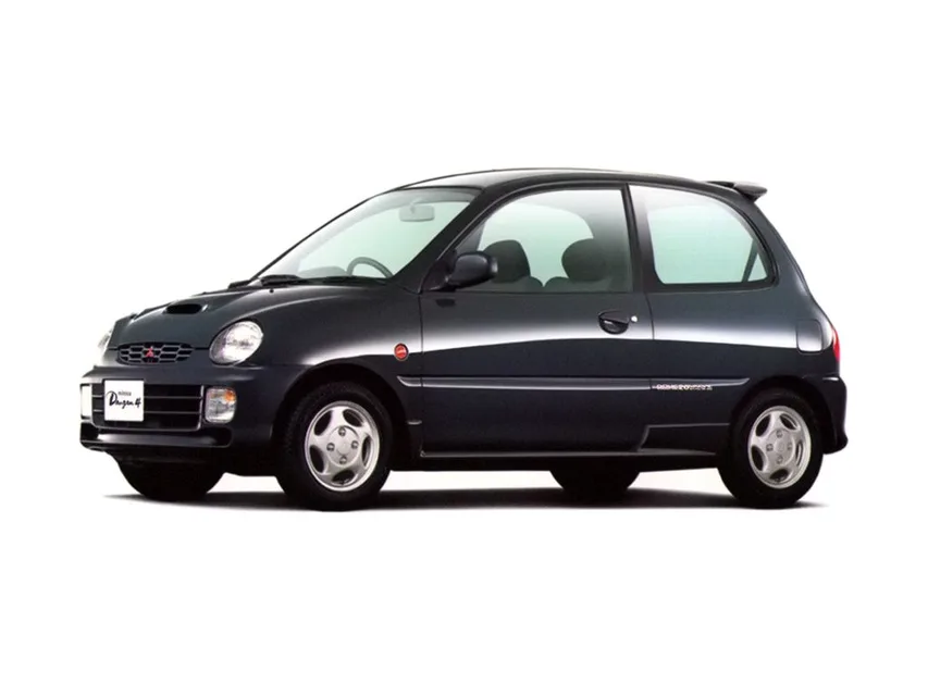 Mitsubishi Minica, generation photo