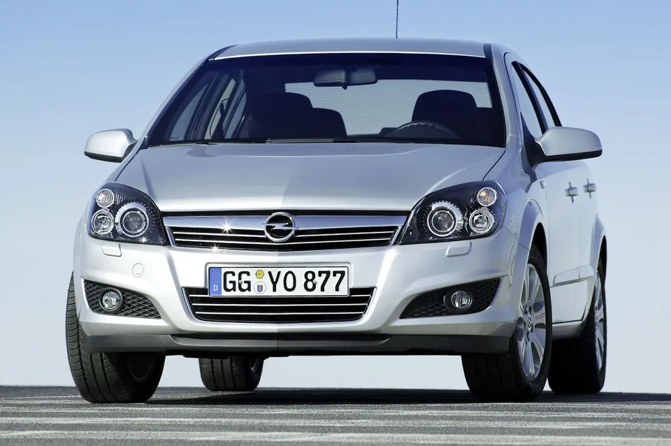 Astra 4 generation