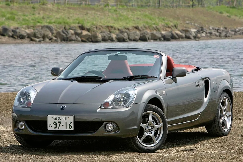 MR-S 1 generation, restyling