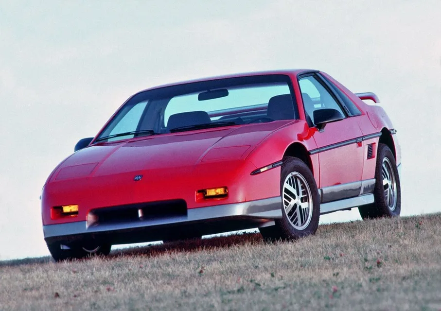 Pontiac Fiero, generation photo