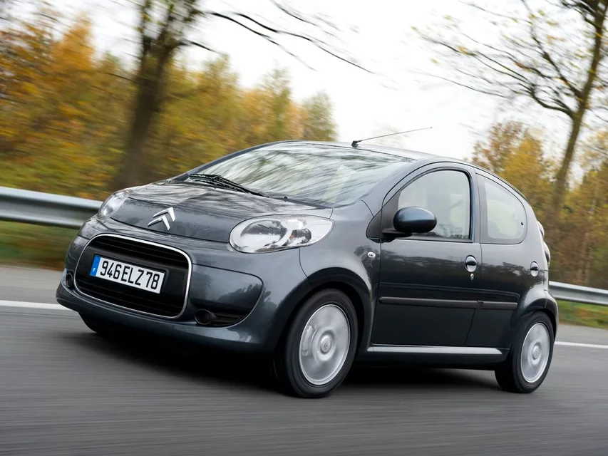 C1 1 generation, restyling