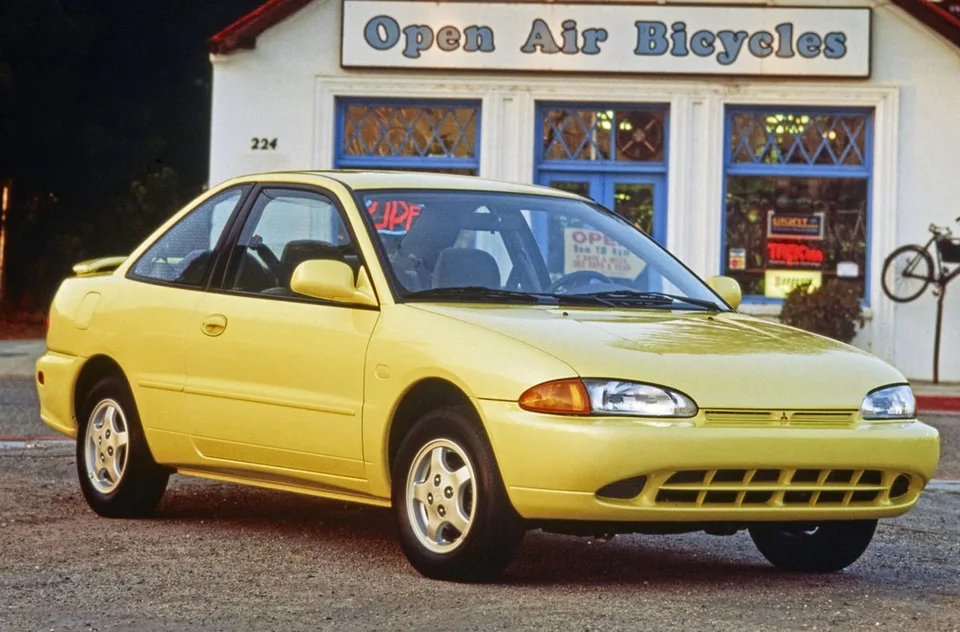 Mitsubishi Mirage, generation photo