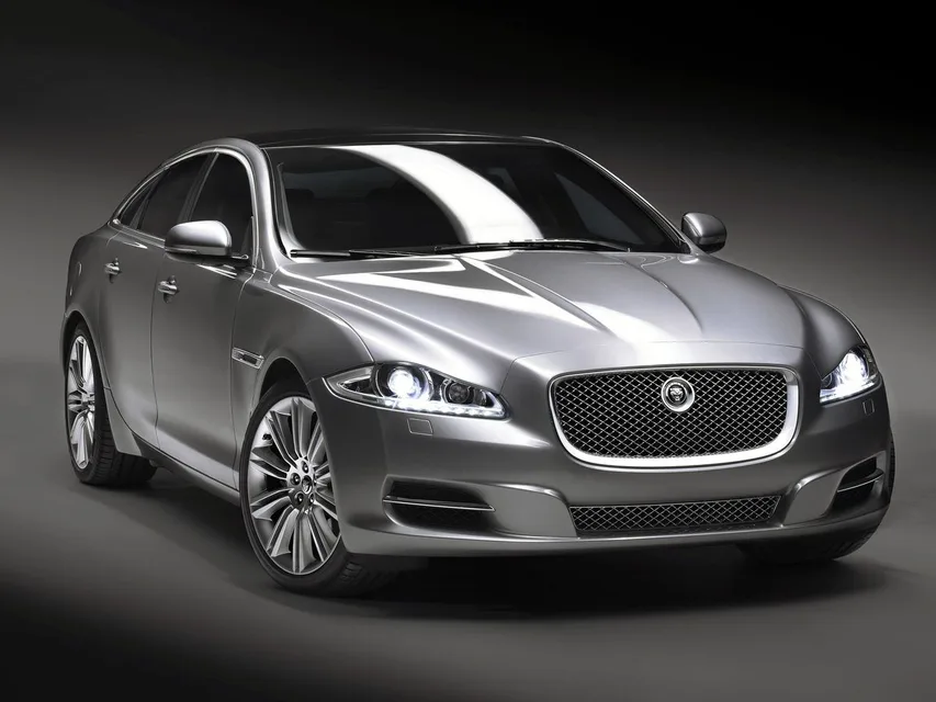 Jaguar XJ, generation photo