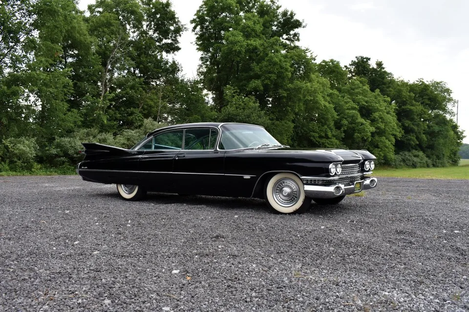 Cadillac Series 62, generation photo