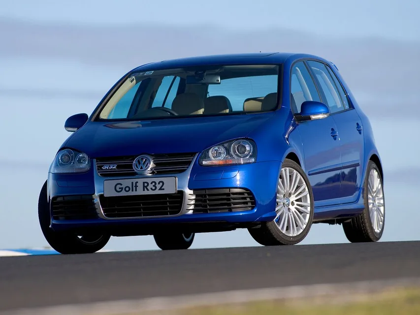 Volkswagen Golf R32, generation photo