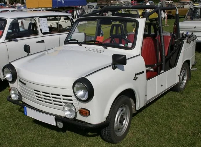Trabant 11, generation photo