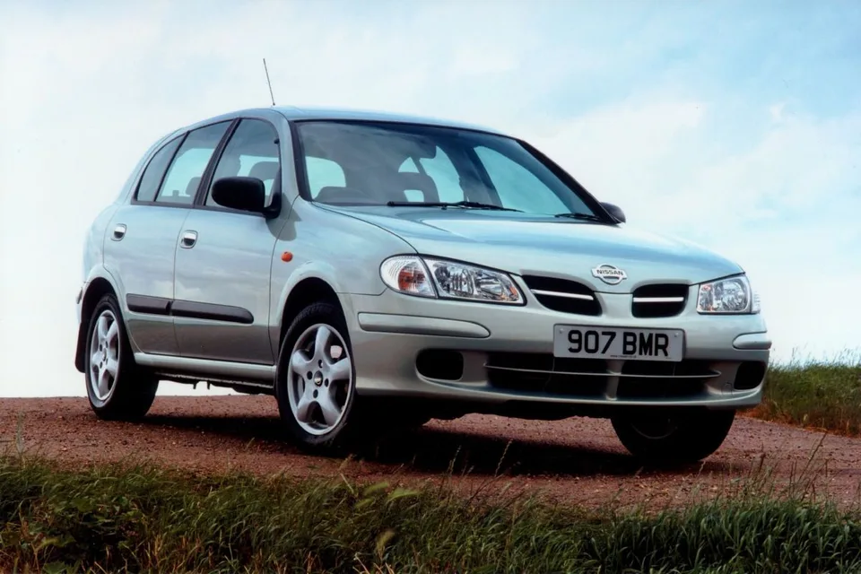 Almera 2 generation