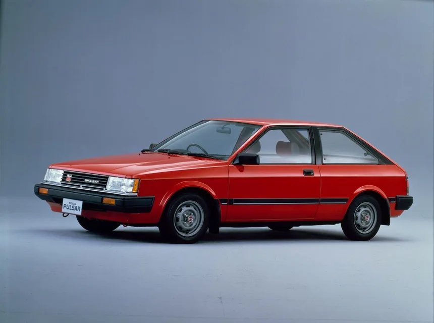Nissan Pulsar, generation photo