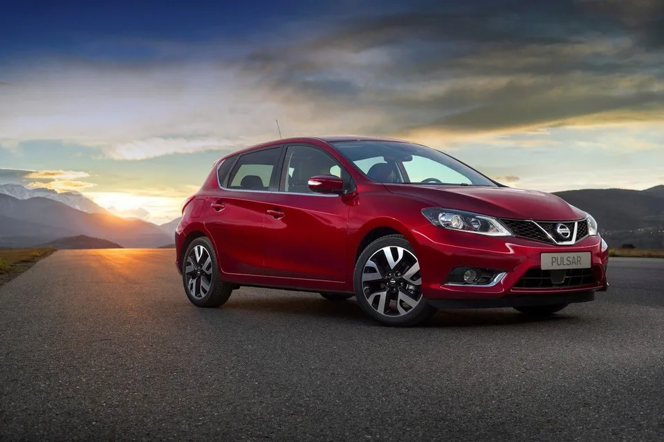 Nissan Pulsar, generation photo