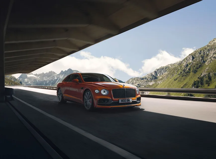 Bentley Flying Spur, generation photo
