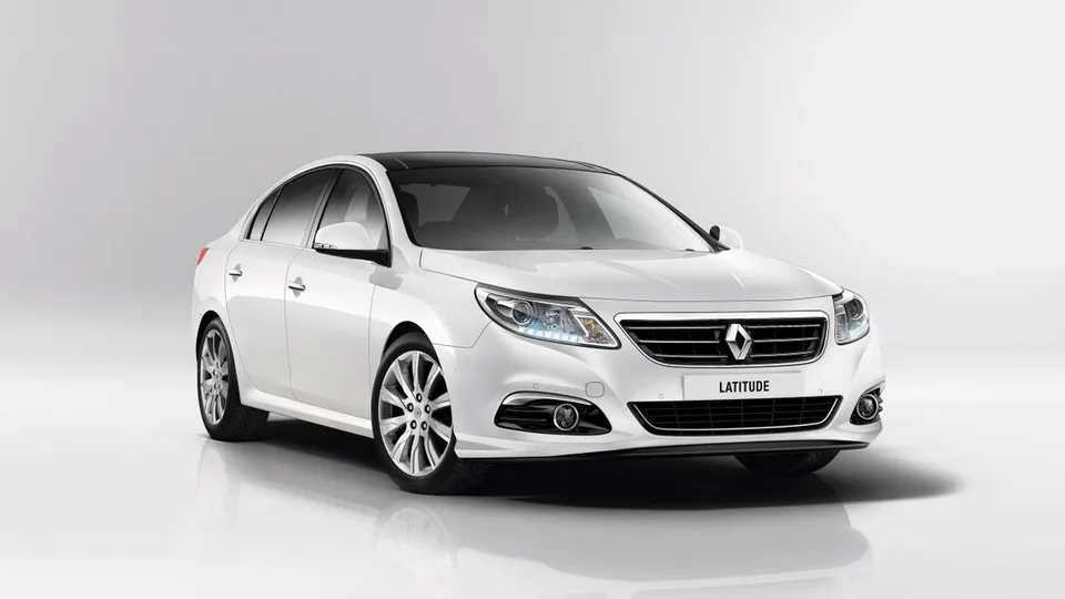 Latitude 1 generation, restyling