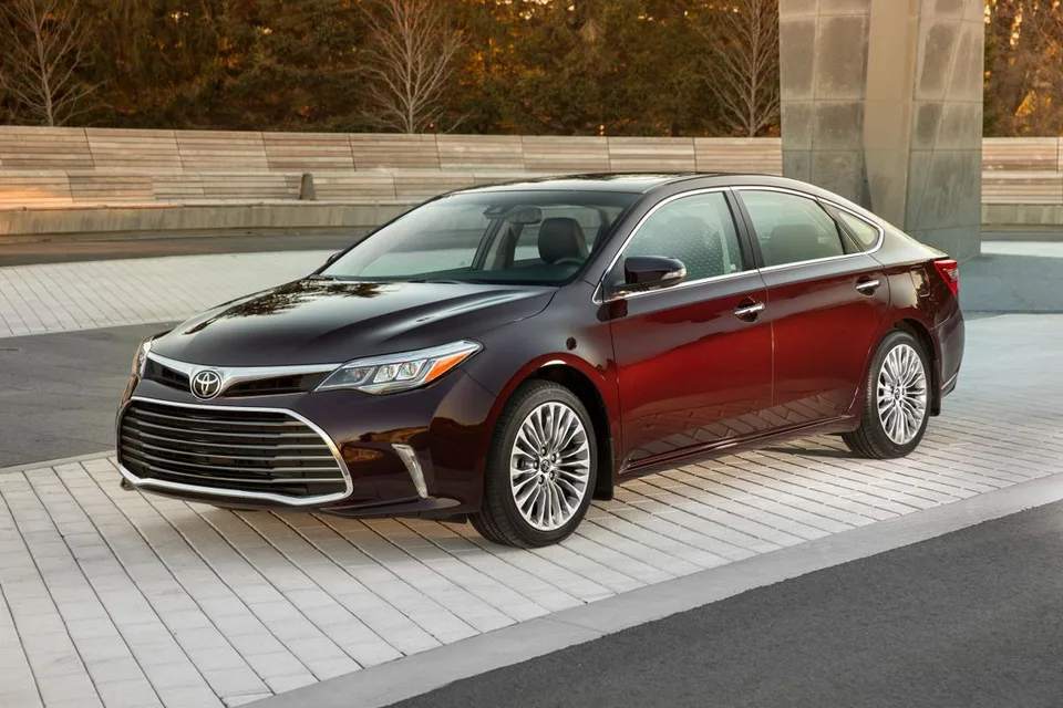 Avalon 4 generation, restyling
