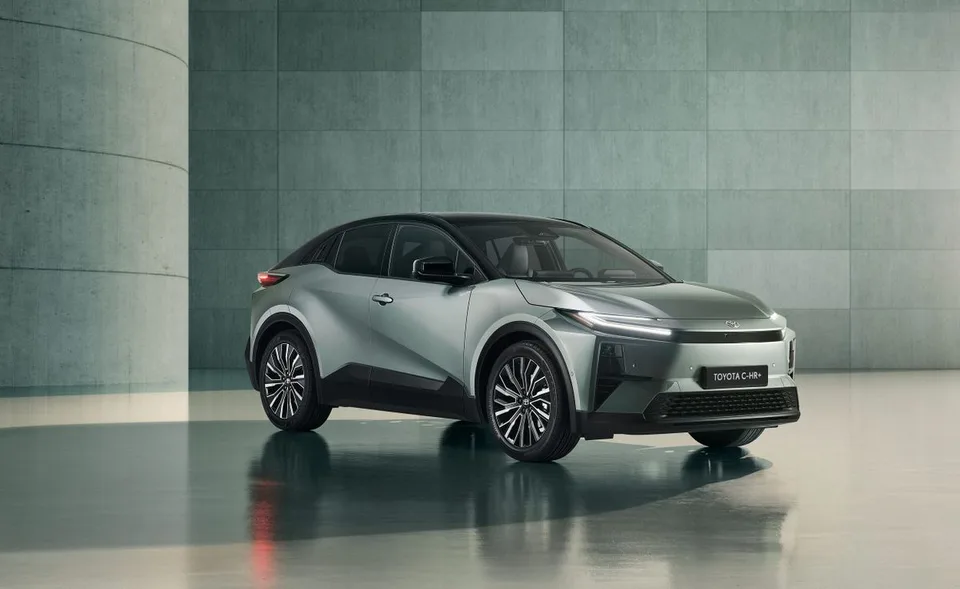 Toyota C-HR Plus, generation photo