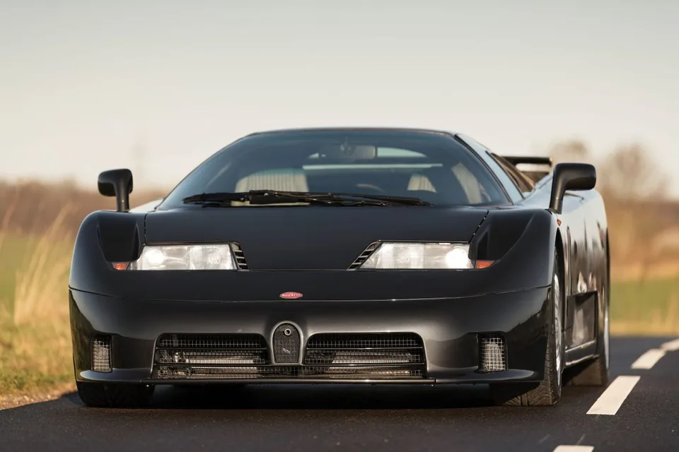 Bugatti EB 110, generation photo