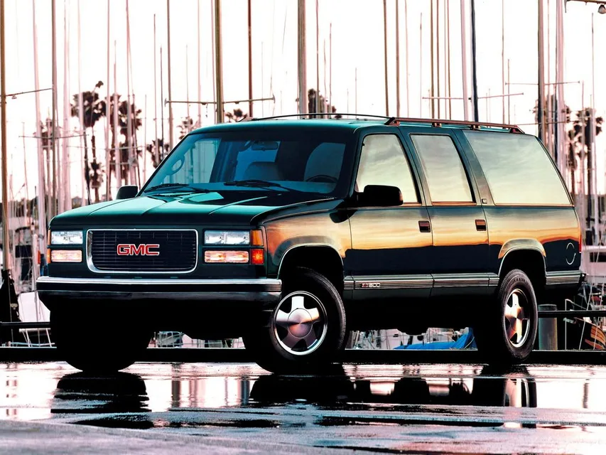 GMC Suburban 1 generation