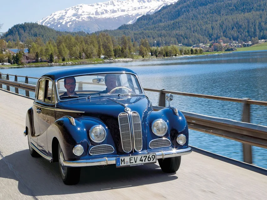 BMW 502, generation photo
