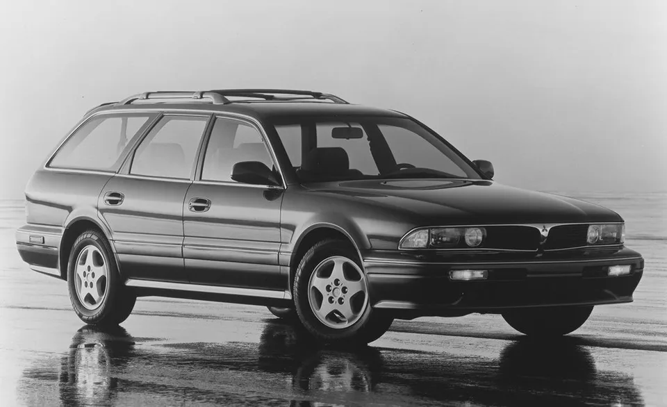Mitsubishi Diamante, generation photo