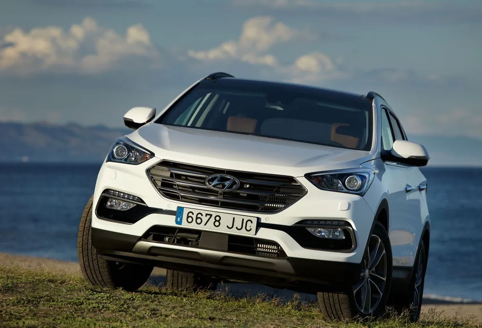 Hyundai Santa Fe, generation photo