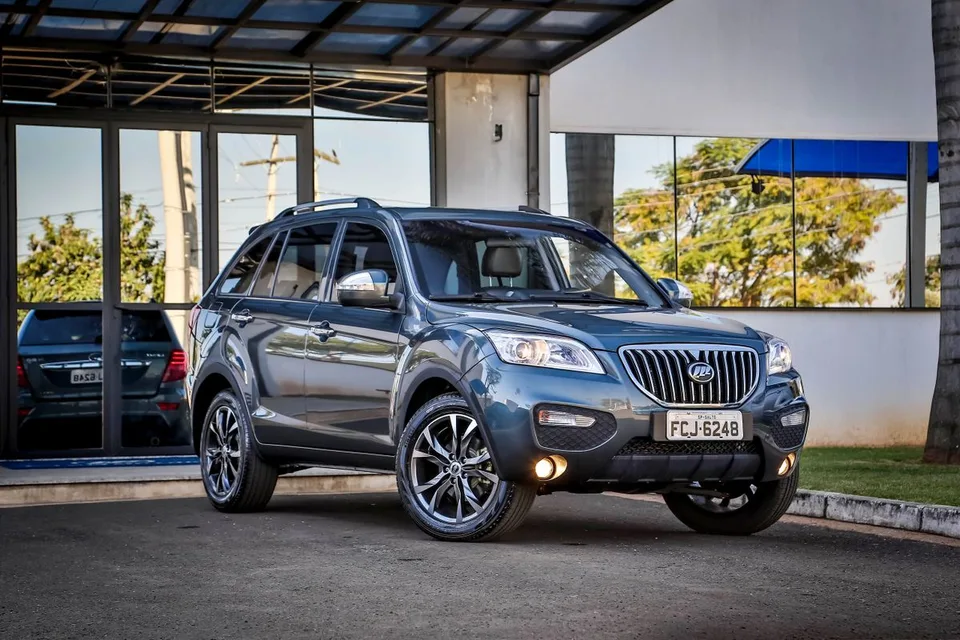 X60 1 generation, restyling