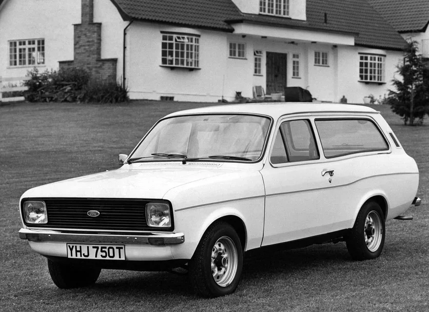 Ford Escort, generation photo