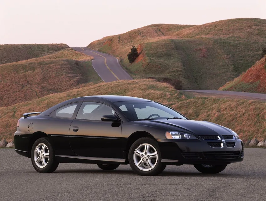 Stratus 2 generation, restyling