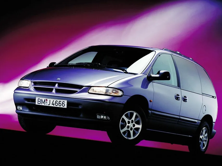 Chrysler Grand Voyager, generation photo