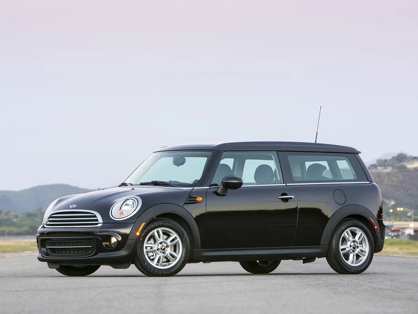 Clubman 1 generation, restyling