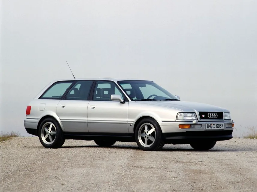 Audi S2, generation photo