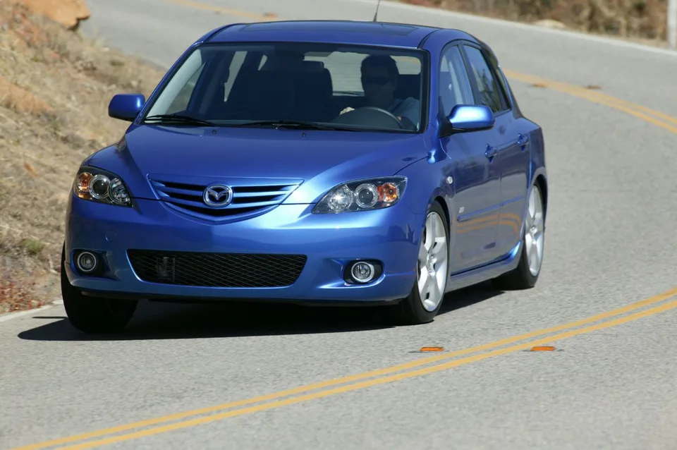 Mazda 3, generation photo