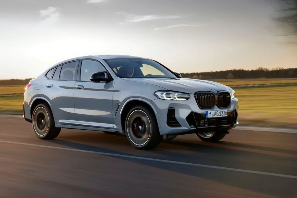 X4 M 1 generation, restyling 1