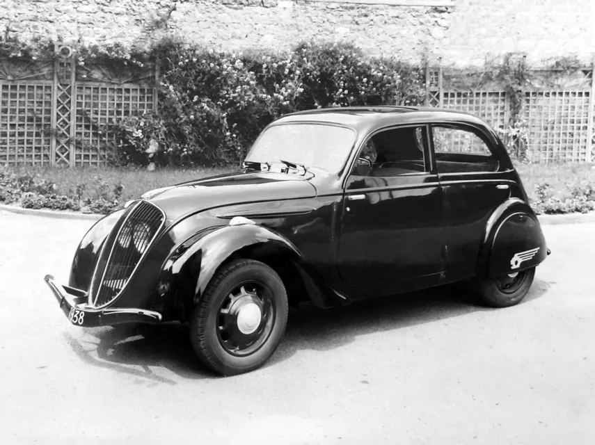 Peugeot 202, generation photo