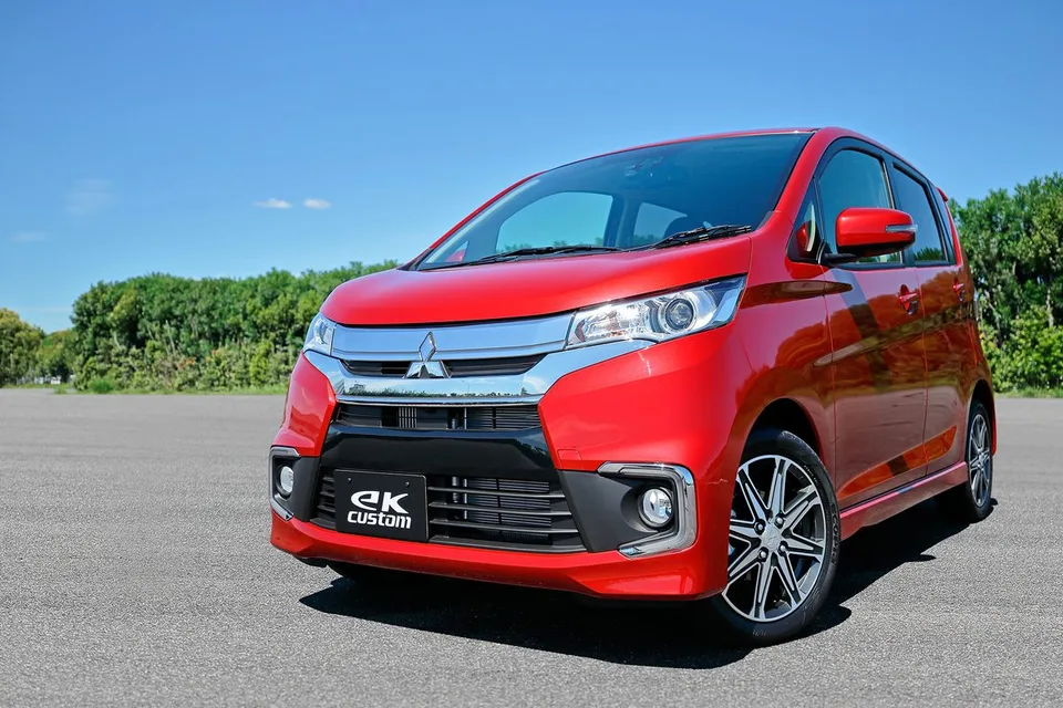 Mitsubishi eK Custom, generation photo