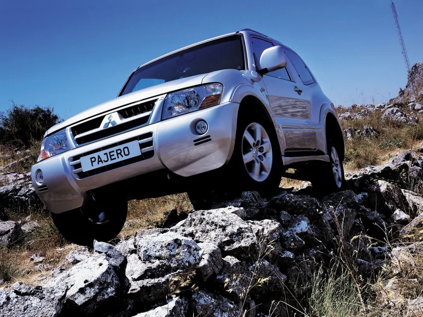 Pajero 3 generation, restyling 1