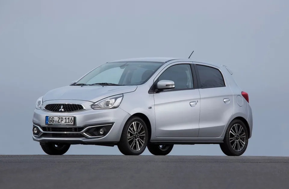 Mitsubishi Space Star, generation photo