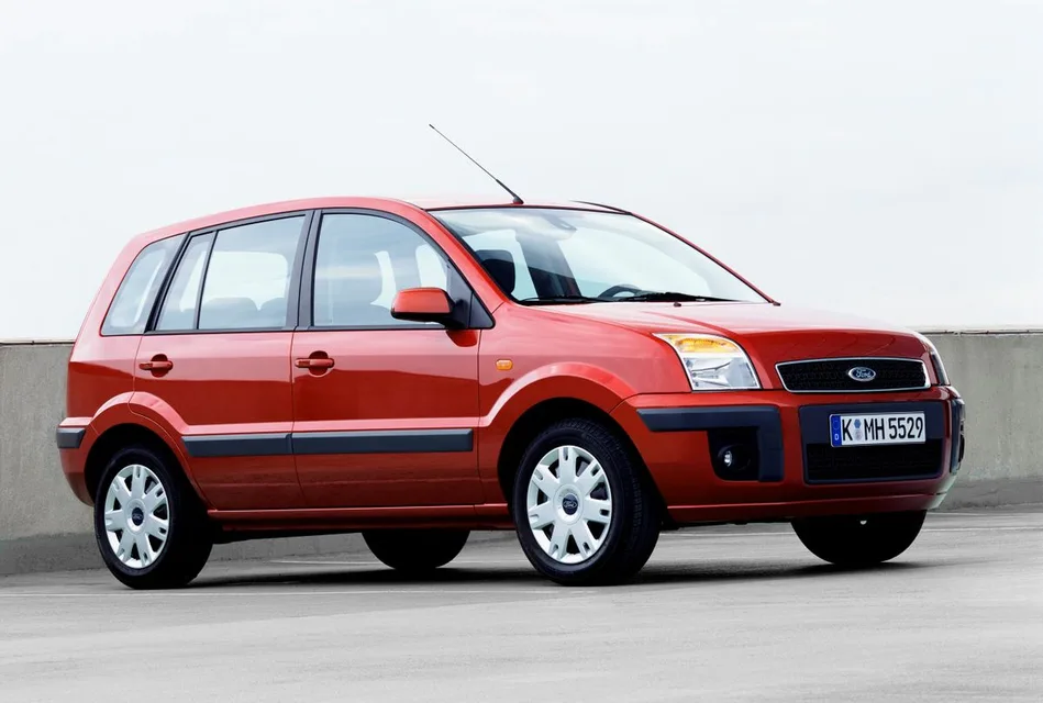 Ford Fusion, generation photo