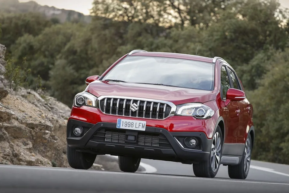 Suzuki Crossover SX4, generation photo