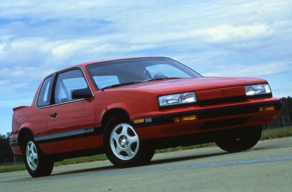 Oldsmobile Cutlass Calais, generation photo