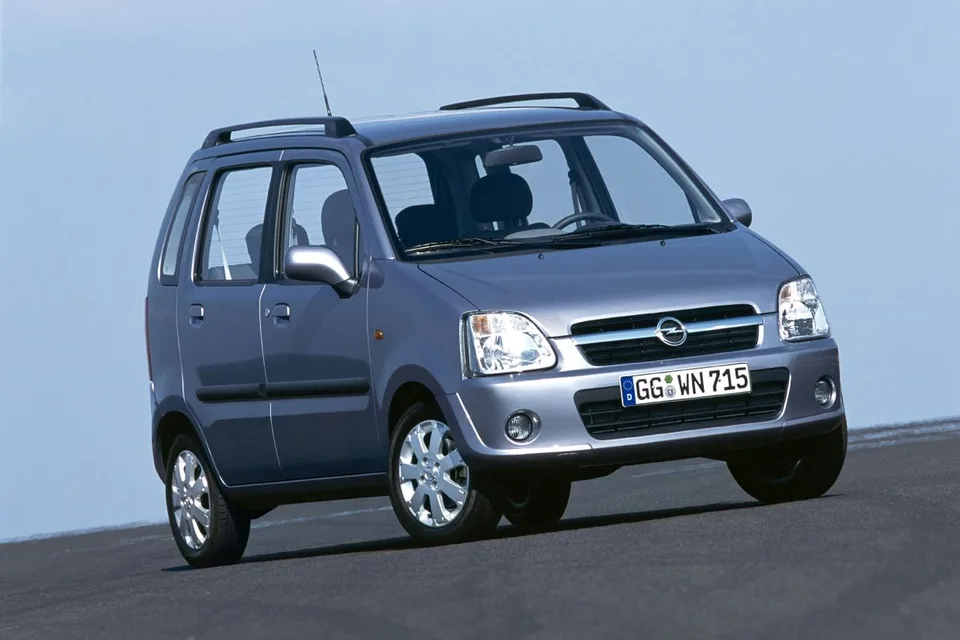 Agila 1 generation, restyling
