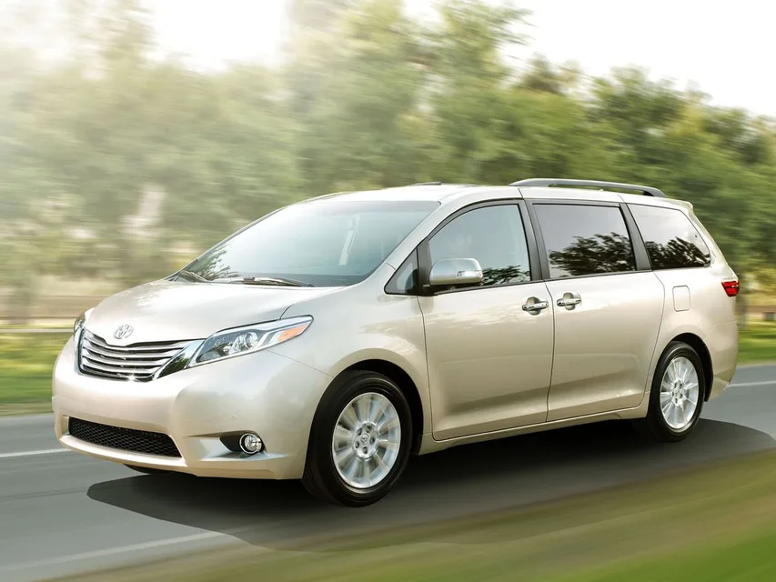 Toyota Sienna, generation photo