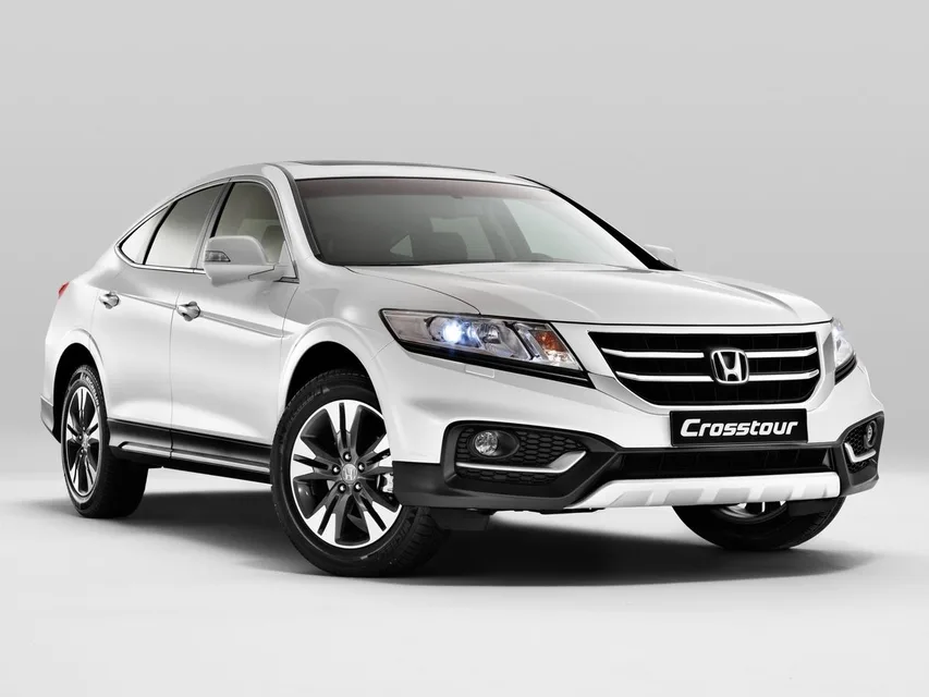 Crosstour 1 generation, restyling