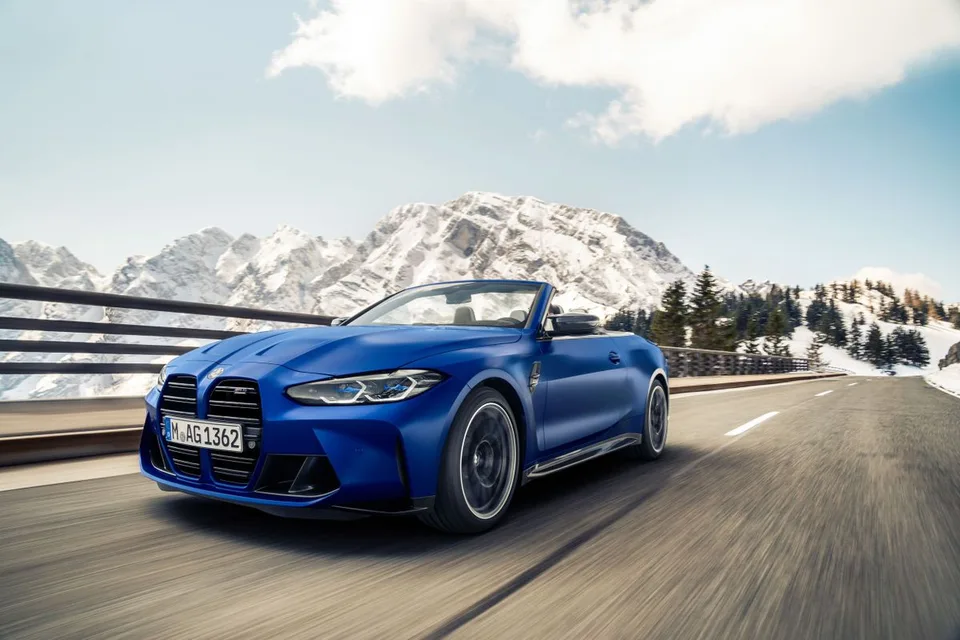 BMW M4, generation photo