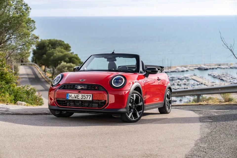 Cabrio 4 generation