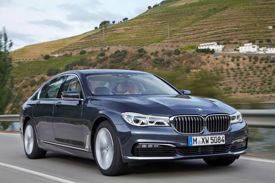 BMW 7 series, generation photo