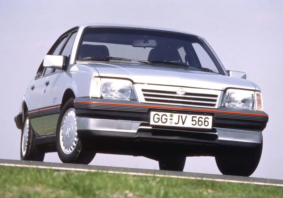 Opel Ascona, generation photo