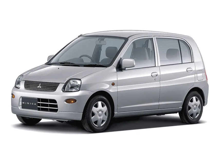 Mitsubishi Minica, generation photo
